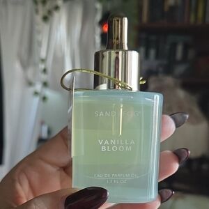 Sand + Fog Vanilla Bloom Eau De Perfume Oil, new